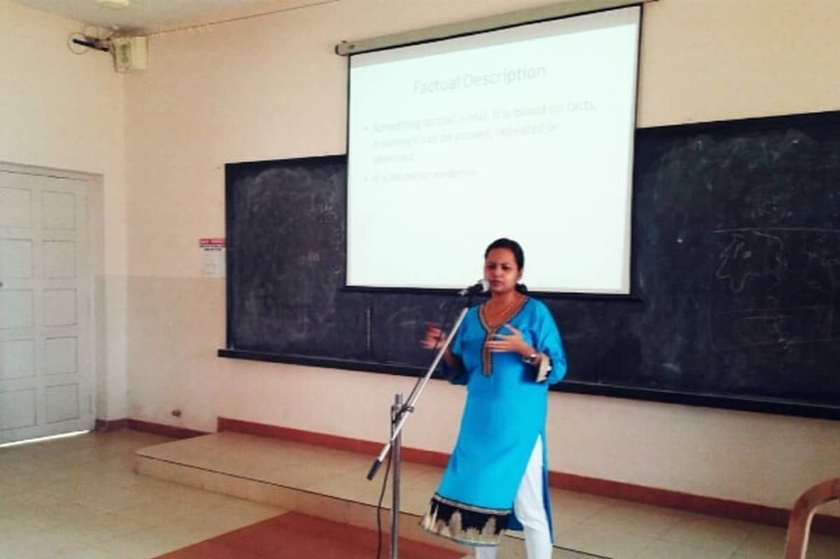 English Guest Lecture by Neetu Narayan