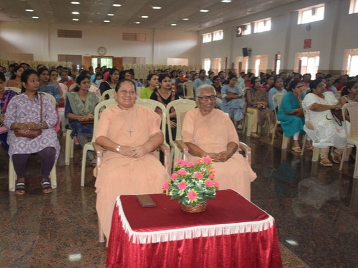 Orientation held to the Parents of grade I and II on National Curriculum Framework