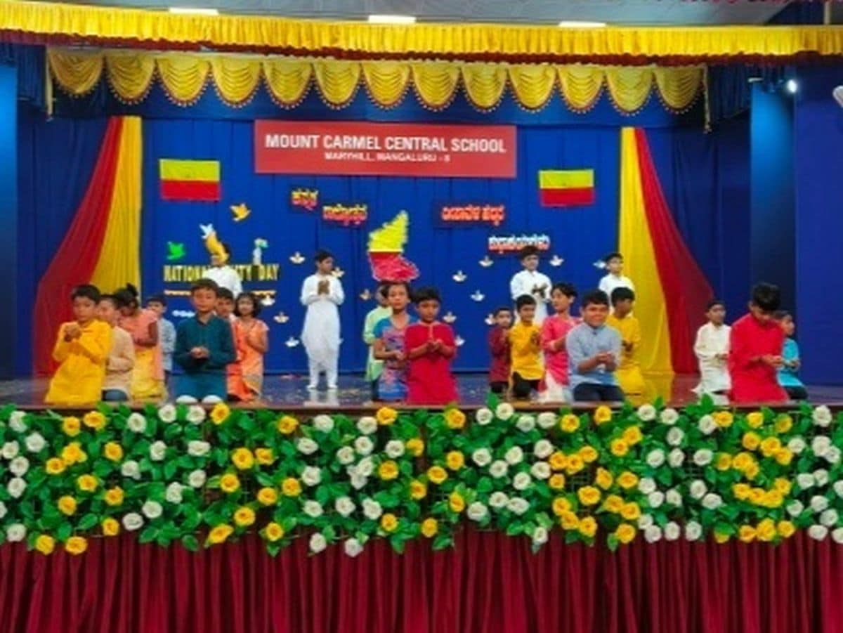 Triad celebrations of karnataka rajyotsava, unity day and diwali by primary students
