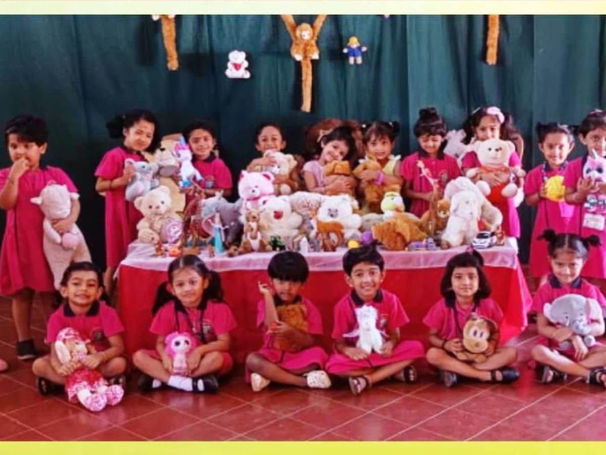 Our Nursery and Pre-Nursery Kids celebrate Toy Day